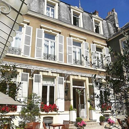 Enclos De L'Eveche Boulogne-sur-Mer Exterior photo